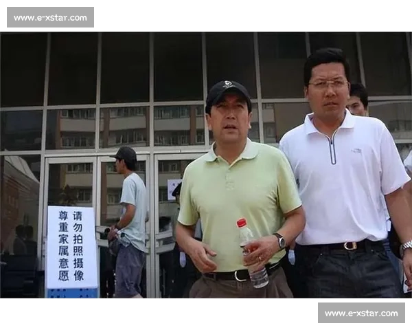 邹阳喜得千金升级奶爸，水均益澄清离婚传闻：家庭温情背后的真相